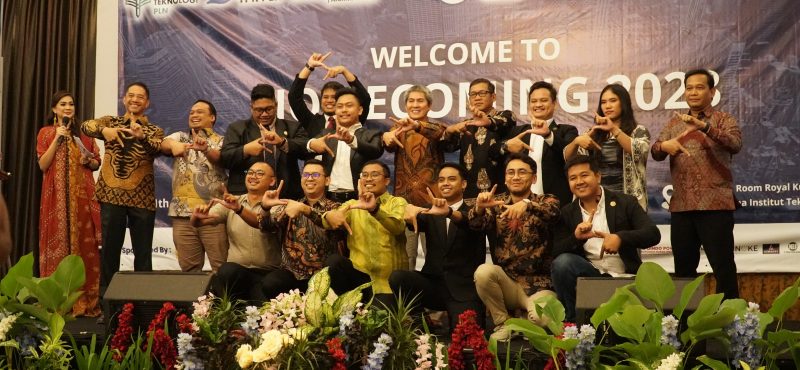 Reuni Akbar ITPLN yang dihadiri oleh Direktur Manajemen Proyek dan EBT PLN Wiluyo Kusdwiharto. Dok. Humas