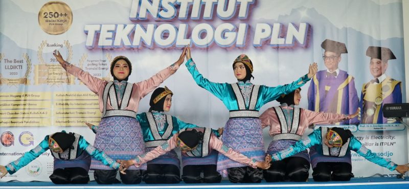Mahasiswa ITPLN