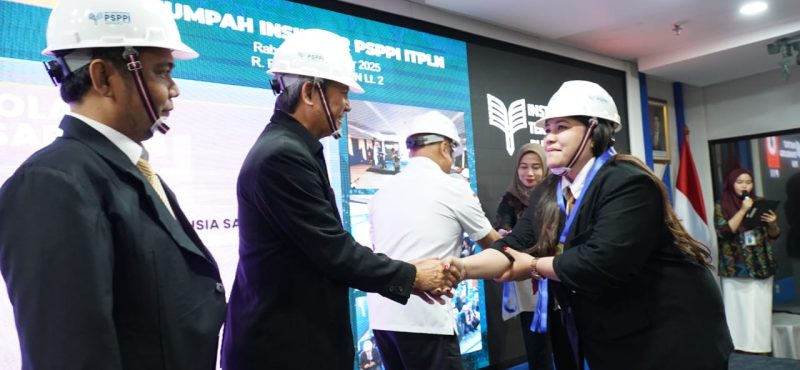 Sumpah insinyur ITPLN11